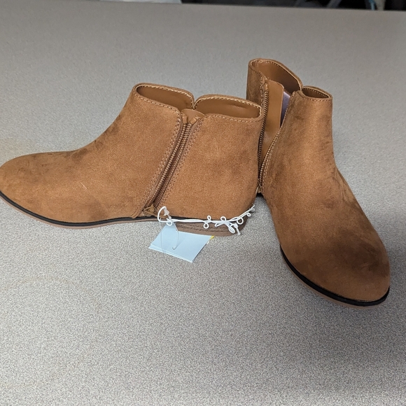 Cat and Jack girl velvet booties color Sz 3 - Picture 7 of 16